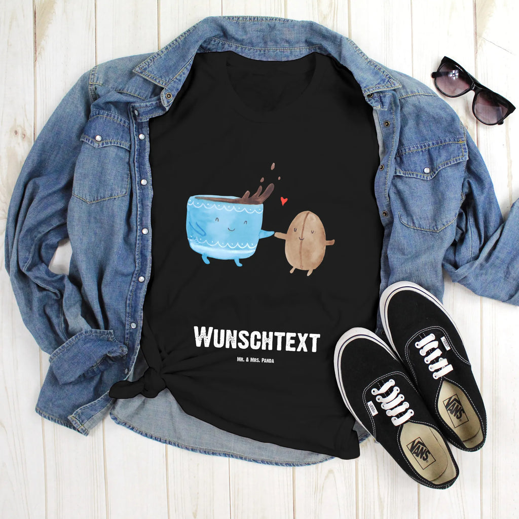 Personalisiertes T-Shirt Kaffee Bohne T-Shirt Personalisiert, T-Shirt mit Namen, T-Shirt mit Aufruck, Männer, Frauen, Wunschtext, Bedrucken, Tiermotive, Gute Laune, lustige Sprüche, Tiere, Kaffee, Kaffeebohne, Genuss, Zufriedenheit, Glück