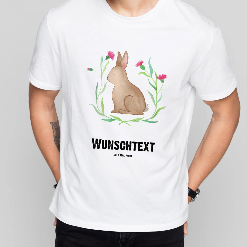 Personalisiertes T-Shirt Hase sitzend T-Shirt Personalisiert, T-Shirt mit Namen, T-Shirt mit Aufruck, Männer, Frauen, Wunschtext, Bedrucken, Ostern, Osterhase, Ostergeschenke, Osternest, Osterdeko, Geschenke zu Ostern, Ostern Geschenk, Ostergeschenke Kinder, Ostern Kinder, Frohe Ostern, Ostergrüße, Osterblume, Liebe, Grüße, Hase, Kaninchen