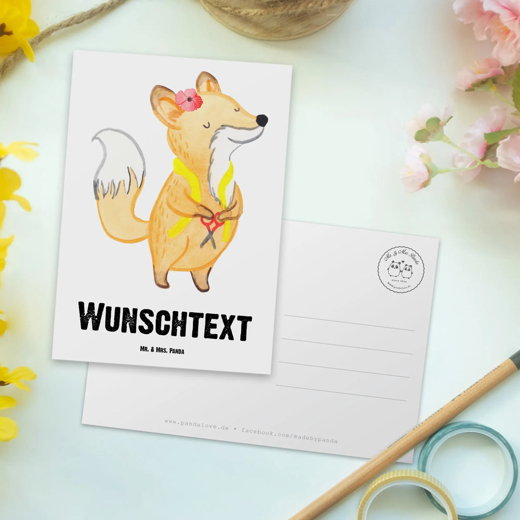 Personalisierte Postkarte Schneiderin mit Herz Postkarte mit Namen, Postkarte bedrucken, Postkarte mit Wunschtext, Postkarte personalisierbar, Geschenkkarte mit Namen, Grußkarte mit Namen, Karte mit Namen, Einladung mit Namen, Ansichtskarte mit Namen, Geschenkkarte mit Wunschtext, Grußkarte mit Wunschtext, Karte mit Wunschtext, Einladung mit Wunschtext, Ansichtskarte mit Wunschtext, Beruf, Ausbildung, Jubiläum, Abschied, Rente, Kollege, Kollegin, Geschenk, Schenken, Arbeitskollege, Mitarbeiter, Firma, Danke, Dankeschön