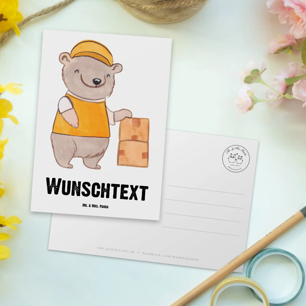 Personalisierte Postkarte Paketzusteller Herz Postkarte mit Namen, Postkarte bedrucken, Postkarte mit Wunschtext, Postkarte personalisierbar, Geschenkkarte mit Namen, Grußkarte mit Namen, Karte mit Namen, Einladung mit Namen, Ansichtskarte mit Namen, Geschenkkarte mit Wunschtext, Grußkarte mit Wunschtext, Karte mit Wunschtext, Einladung mit Wunschtext, Ansichtskarte mit Wunschtext, Beruf, Ausbildung, Jubiläum, Abschied, Rente, Kollege, Kollegin, Geschenk, Schenken, Arbeitskollege, Mitarbeiter, Firma, Danke, Dankeschön