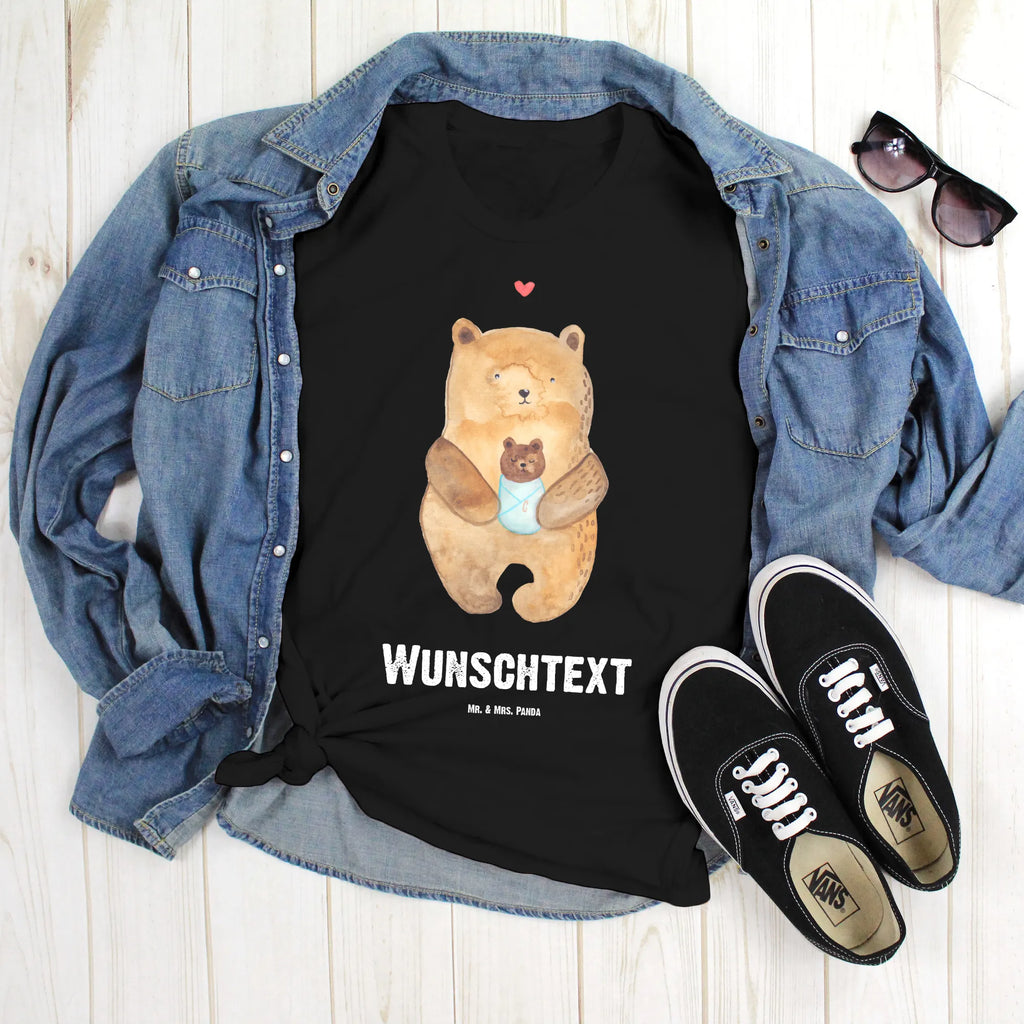 Personalisiertes T-Shirt Bär mit Baby T-Shirt Personalisiert, T-Shirt mit Namen, T-Shirt mit Aufruck, Männer, Frauen, Wunschtext, Bedrucken, Bär, Teddy, Teddybär, Eltern, Mutter, Baby, Taufe, Geburt, Nichte, Neffe, Enkel, Enkelin, Täufling, Geburtstag, Glückwunsch