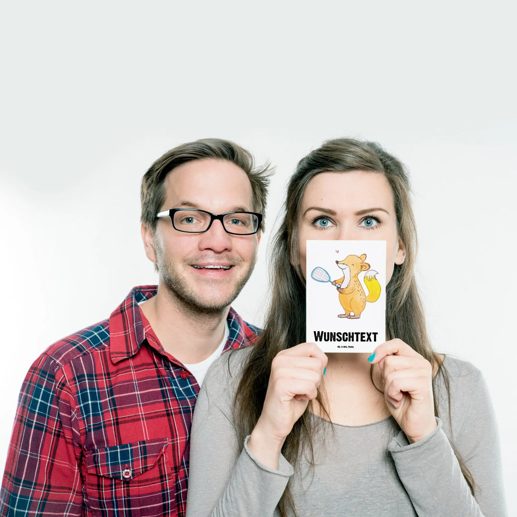 Personalisierte Postkarte Fuchs Squash spielen Postkarte mit Namen, Postkarte bedrucken, Postkarte mit Wunschtext, Postkarte personalisierbar, Geschenkkarte mit Namen, Grußkarte mit Namen, Karte mit Namen, Einladung mit Namen, Ansichtskarte mit Namen, Geschenkkarte mit Wunschtext, Grußkarte mit Wunschtext, Karte mit Wunschtext, Einladung mit Wunschtext, Ansichtskarte mit Wunschtext, Geschenk, Sport, Sportart, Hobby, Schenken, Danke, Dankeschön, Auszeichnung, Gewinn, Sportler, Squash spielen, Squashhalle, Ballsport