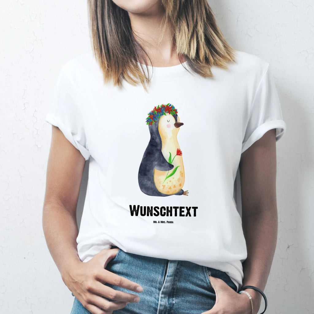 Personalisiertes T-Shirt Pinguin Blumenkranz T-Shirt Personalisiert, T-Shirt mit Namen, T-Shirt mit Aufruck, Männer, Frauen, Wunschtext, Bedrucken, Pinguin, Pinguine, Blumenkranz, Universum, Leben, Wünsche, Ziele, Lebensziele, Motivation, Lebenslust, Liebeskummer, Geschenkidee