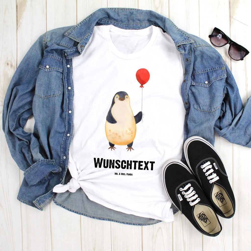 Personalisiertes T-Shirt Pinguin Luftballon T-Shirt Personalisiert, T-Shirt mit Namen, T-Shirt mit Aufruck, Männer, Frauen, Wunschtext, Bedrucken, Pinguin, Pinguine, Luftballon, Tagträume, Lebenslust, Geschenk Freundin, Geschenkidee, beste Freundin, Motivation, Neustart, neues Leben, Liebe, Glück