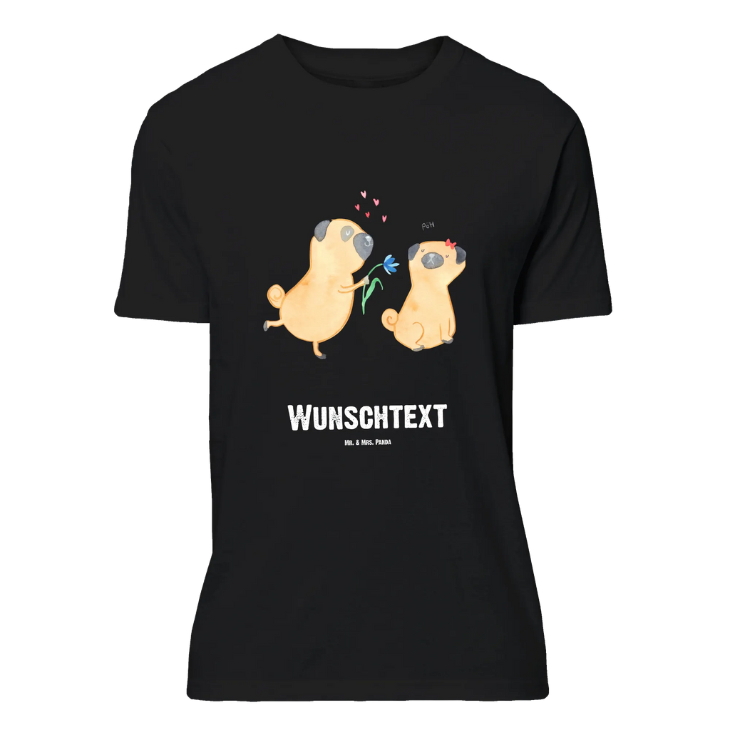 Personalisiertes T-Shirt Mops Verliebt T-Shirt Personalisiert, T-Shirt mit Namen, T-Shirt mit Aufruck, Männer, Frauen, Wunschtext, Bedrucken, Hund, Hundemotiv, Haustier, Hunderasse, Tierliebhaber, Hundebesitzer, Sprüche, Mops, Möpse, Hundeliebe, verliebt, Liebe, Liebesspruch. Verlobt, Geschenk Freund, Partner