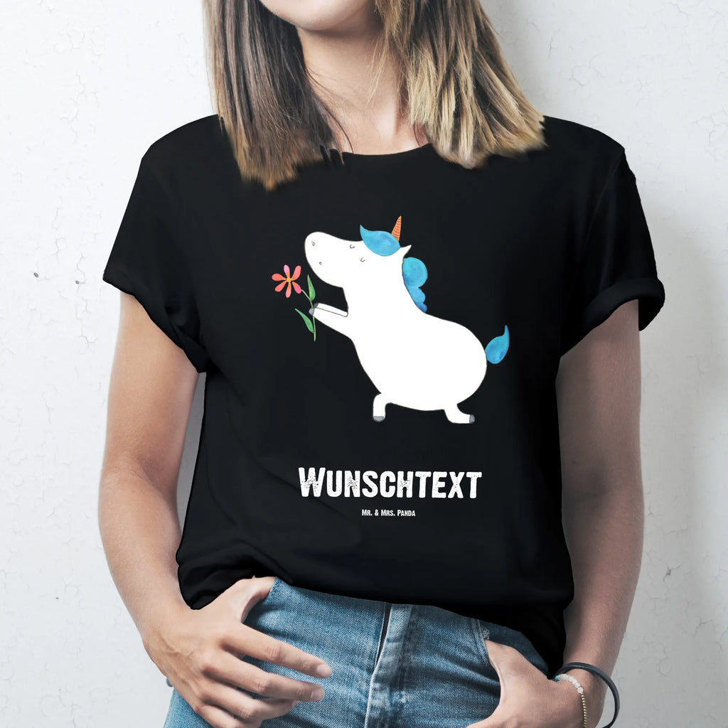 Personalisiertes T-Shirt Einhorn Blume T-Shirt Personalisiert, T-Shirt mit Namen, T-Shirt mit Aufruck, Männer, Frauen, Wunschtext, Bedrucken, Einhorn, Einhörner, Einhorn Deko, Pegasus, Unicorn, Liebe, Liebesbeweis, Antrag, Heiratsantrag, Verlobung, Ehepaar, Pärchen, Partner, Freund, Freundin, Ehe, heiraten