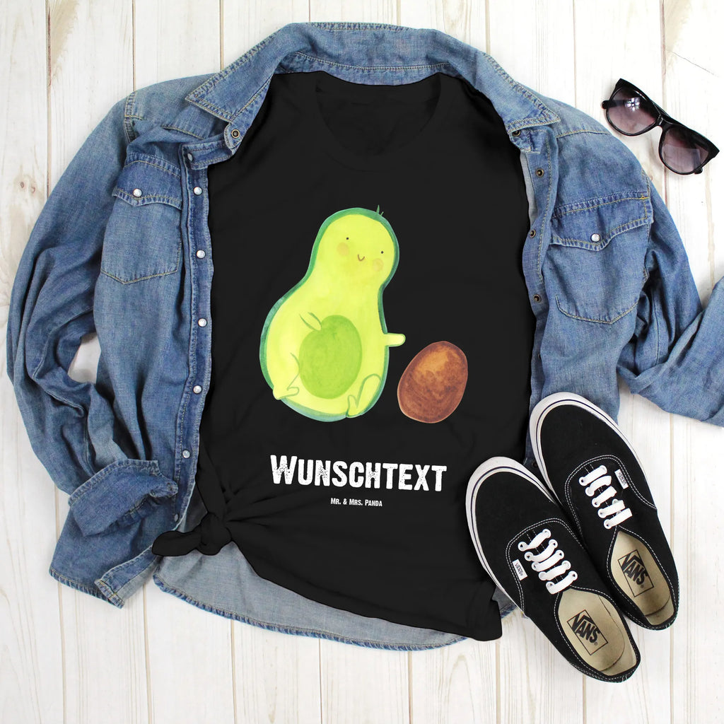 Personalisiertes T-Shirt Avocado rollt Kern T-Shirt Personalisiert, T-Shirt mit Namen, T-Shirt mit Aufruck, Männer, Frauen, Wunschtext, Bedrucken, Avocado, Veggie, Vegan, Gesund, Avocados, Schwanger, Geburt, Geburtstag, Säugling, Kind, erstes Kind, zur Geburt, Schwangerschaft, Babyparty, Baby, große Liebe, Liebe, Love