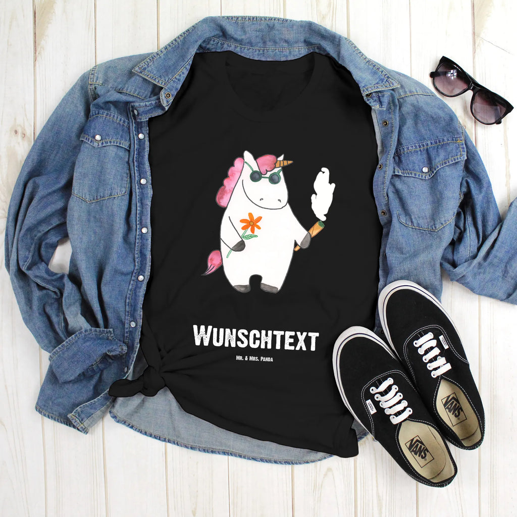 Personalisiertes T-Shirt Einhorn Woodstock T-Shirt Personalisiert, T-Shirt mit Namen, T-Shirt mit Aufruck, Männer, Frauen, Wunschtext, Bedrucken, Einhorn, Einhörner, Einhorn Deko, Pegasus, Unicorn, Kiffen, Joint, Zigarette, Alkohol, Party, Spaß. lustig, witzig, Woodstock