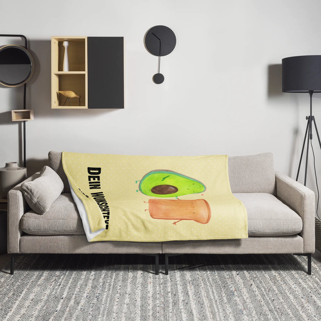 Personalisierte Decke Avocado + Toast Personalisierte Decke, Decke mit Namen, Kuscheldecke mit Namen, Decke bedrucken, Kuscheldecke bedrucken, Avocado, Veggie, Vegan, Gesund, Toast, Toastbrot, Liebespaar, Pärchen, Freund, Freundin, Verlobt, Verlobungsparty, Hochzeit, Hochzeitsgeschenk, Jahrestag, Jahrestagsgeschenk