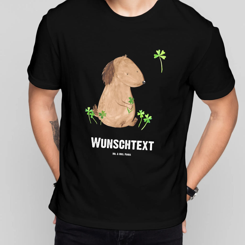 Personalisiertes T-Shirt Hund Kleeblatt T-Shirt Personalisiert, T-Shirt mit Namen, T-Shirt mit Aufruck, Männer, Frauen, Wunschtext, Bedrucken, Hund, Hundemotiv, Haustier, Hunderasse, Tierliebhaber, Hundebesitzer, Sprüche, Kleeblatt, Glück, Tagträume, Motivation, Neuanfang, Geschenk, Glücksbringer, Selbstliebe, Achtsamkeit