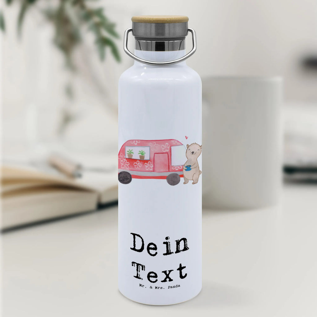 Personalisierte Trinkflasche Bär Camper Personalisierte Trinkflasche, Trinkflasche mit Namen, Trinkflasche bedrucken, Flasche personalisiert, Trinkflasch mit Aufdruck, Trinkflasche Werbegeschenk, Namensaufdruck Trinkflasche, Sportflasche personalisiert, Trinkflasche Sport, Geschenk, Sport, Sportart, Hobby, Schenken, Danke, Dankeschön, Auszeichnung, Gewinn, Sportler, Camper, Campen, Zelten, Campingplatz, Wohnmobil, Roadtrip, Urlaub