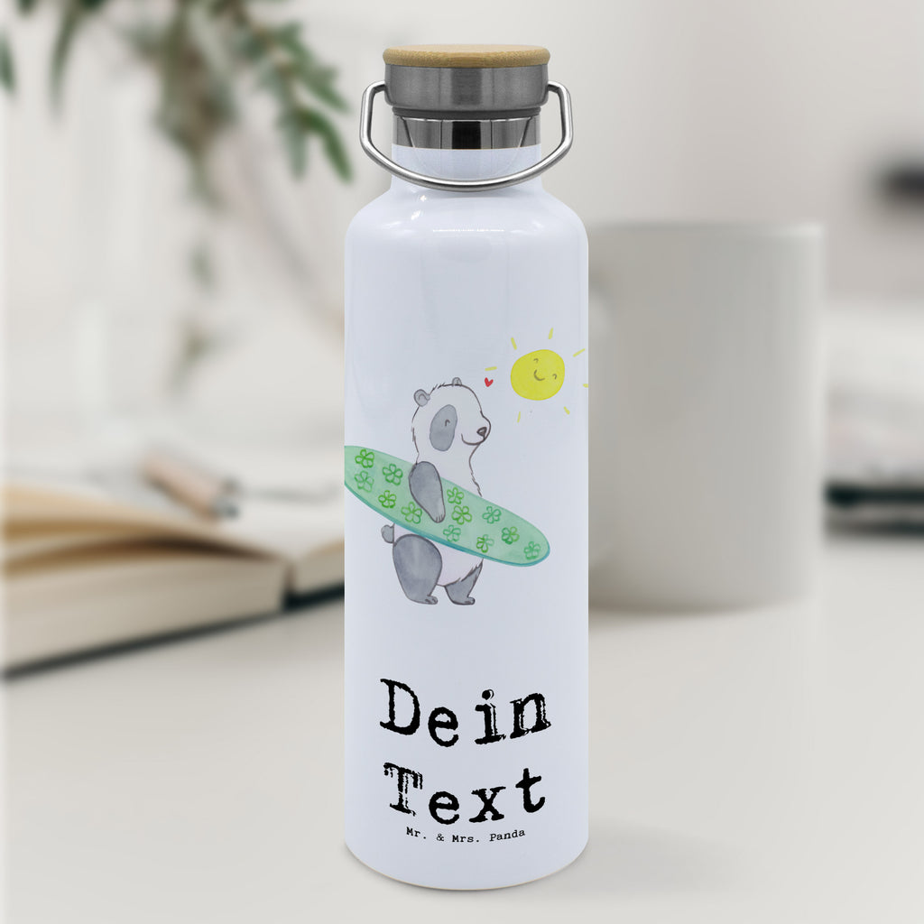 Personalisierte Trinkflasche Panda Surfen Personalisierte Trinkflasche, Trinkflasche mit Namen, Trinkflasche bedrucken, Flasche personalisiert, Trinkflasch mit Aufdruck, Trinkflasche Werbegeschenk, Namensaufdruck Trinkflasche, Sportflasche personalisiert, Trinkflasche Sport, Geschenk, Sport, Sportart, Hobby, Schenken, Danke, Dankeschön, Auszeichnung, Gewinn, Sportler, Wellenreiten, Surfen, Surfschule