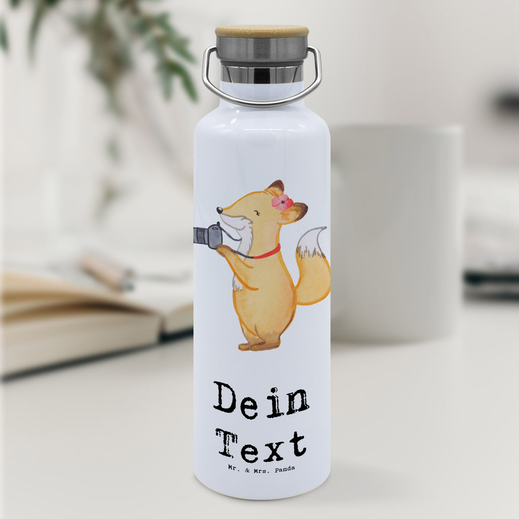 Personalisierte Trinkflasche Fotografin mit Herz Personalisierte Trinkflasche, Trinkflasche mit Namen, Trinkflasche bedrucken, Flasche personalisiert, Trinkflasch mit Aufdruck, Trinkflasche Werbegeschenk, Namensaufdruck Trinkflasche, Sportflasche personalisiert, Trinkflasche Sport, Beruf, Ausbildung, Jubiläum, Abschied, Rente, Kollege, Kollegin, Geschenk, Schenken, Arbeitskollege, Mitarbeiter, Firma, Danke, Dankeschön, Fotografin, Fotoreporterin, Hobbyfotografin, Hochzeitsfotografin, Fotografie, Profi Fotografin