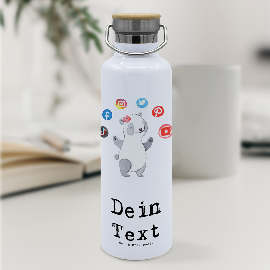 Personalisierte Trinkflasche Online Marketing Manager mit Herz Personalisierte Trinkflasche, Trinkflasche mit Namen, Trinkflasche bedrucken, Flasche personalisiert, Trinkflasch mit Aufdruck, Trinkflasche Werbegeschenk, Namensaufdruck Trinkflasche, Sportflasche personalisiert, Trinkflasche Sport, Beruf, Ausbildung, Jubiläum, Abschied, Rente, Kollege, Kollegin, Geschenk, Schenken, Arbeitskollege, Mitarbeiter, Firma, Danke, Dankeschön, Online Marketing, Manager, Marketingmanager, Influencer Marketing, Digital Marketing