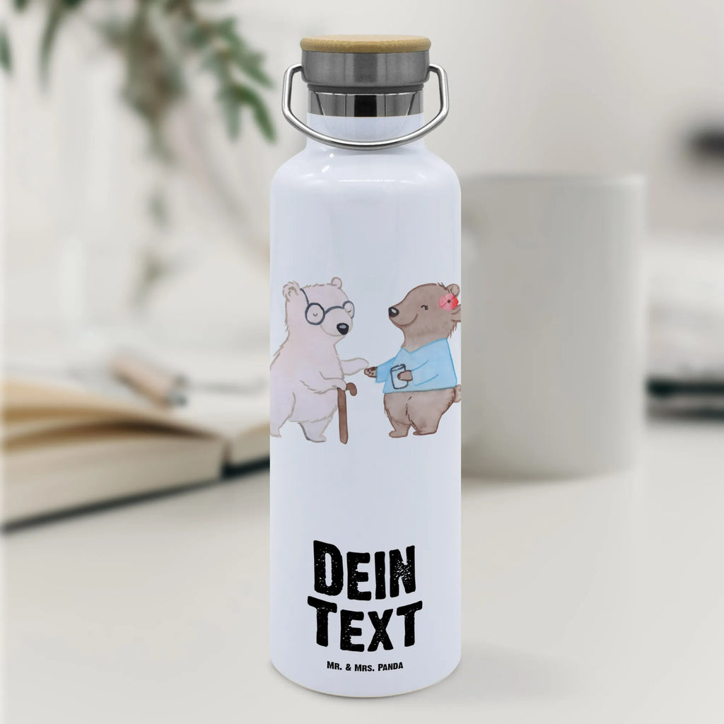 Personalisierte Trinkflasche Altenpflegerin mit Herz Personalisierte Trinkflasche, Trinkflasche mit Namen, Trinkflasche bedrucken, Flasche personalisiert, Trinkflasch mit Aufdruck, Trinkflasche Werbegeschenk, Namensaufdruck Trinkflasche, Sportflasche personalisiert, Trinkflasche Sport, Beruf, Ausbildung, Jubiläum, Abschied, Rente, Kollege, Kollegin, Geschenk, Schenken, Arbeitskollege, Mitarbeiter, Firma, Danke, Dankeschön, Altenpflegerin, Pflegerin, Altenheim Eröffnung