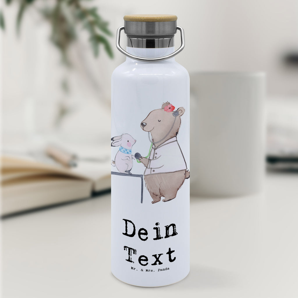 Personalisierte Trinkflasche Tierheilpraktikerin mit Herz Personalisierte Trinkflasche, Trinkflasche mit Namen, Trinkflasche bedrucken, Flasche personalisiert, Trinkflasch mit Aufdruck, Trinkflasche Werbegeschenk, Namensaufdruck Trinkflasche, Sportflasche personalisiert, Trinkflasche Sport, Beruf, Ausbildung, Jubiläum, Abschied, Rente, Kollege, Kollegin, Geschenk, Schenken, Arbeitskollege, Mitarbeiter, Firma, Danke, Dankeschön