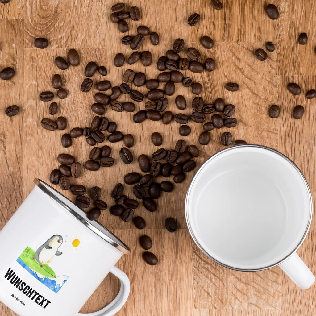 Personalisierte Emaille Tasse Pinguin Surfer Emaille Tasse personalisiert, Emaille Tasse mit Namen, Campingtasse personalisiert, Namenstasse, Campingtasse bedrucken, Campinggeschirr personalsisert, tasse mit namen, personalisierte tassen, personalisierte tasse, tasse selbst gestalten, tasse bedrucken, tassen bedrucken, Pinguin, Pinguine, surfen, Surfer, Hawaii, Urlaub, Wellen, Wellen reiten, Portugal