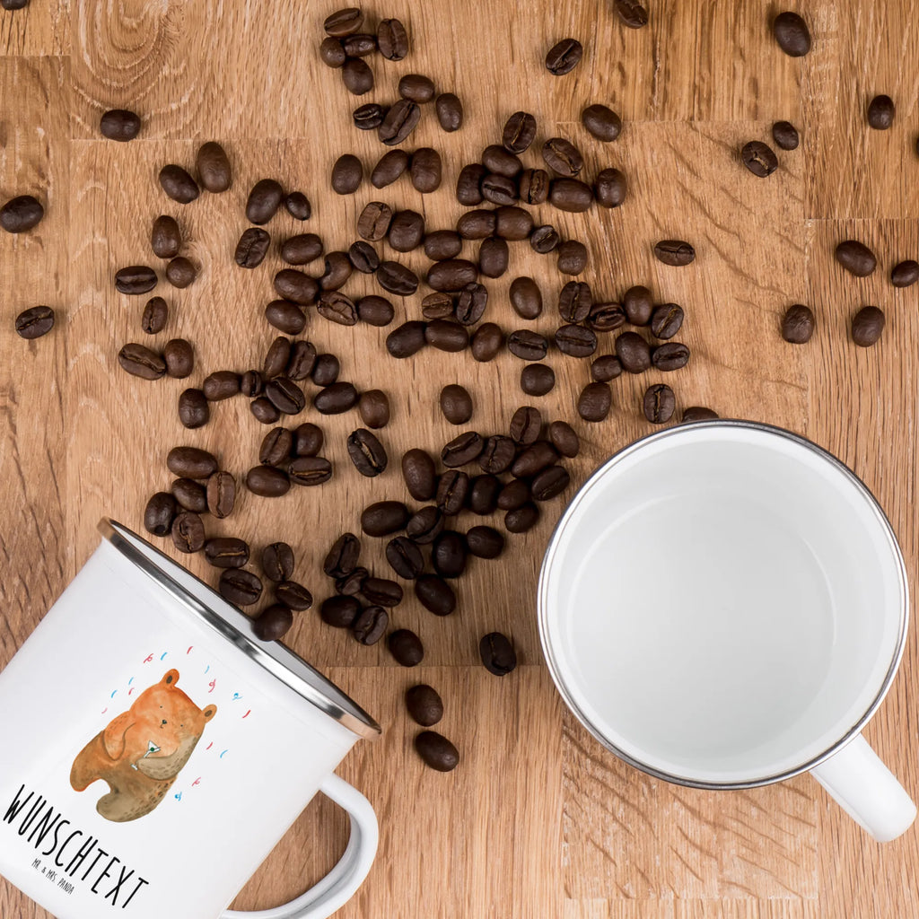 Personalisierte Emaille Tasse Bär Party Emaille Tasse personalisiert, Emaille Tasse mit Namen, Campingtasse personalisiert, Namenstasse, Campingtasse bedrucken, Campinggeschirr personalsisert, tasse mit namen, personalisierte tassen, personalisierte tasse, tasse selbst gestalten, tasse bedrucken, tassen bedrucken, Bär, Teddy, Teddybär, Geburtstag, Geburtstagsgeschenk, Geschenk, Party, Feiern, Abfeiern, Mitbringsel, Gute Laune, Lustig