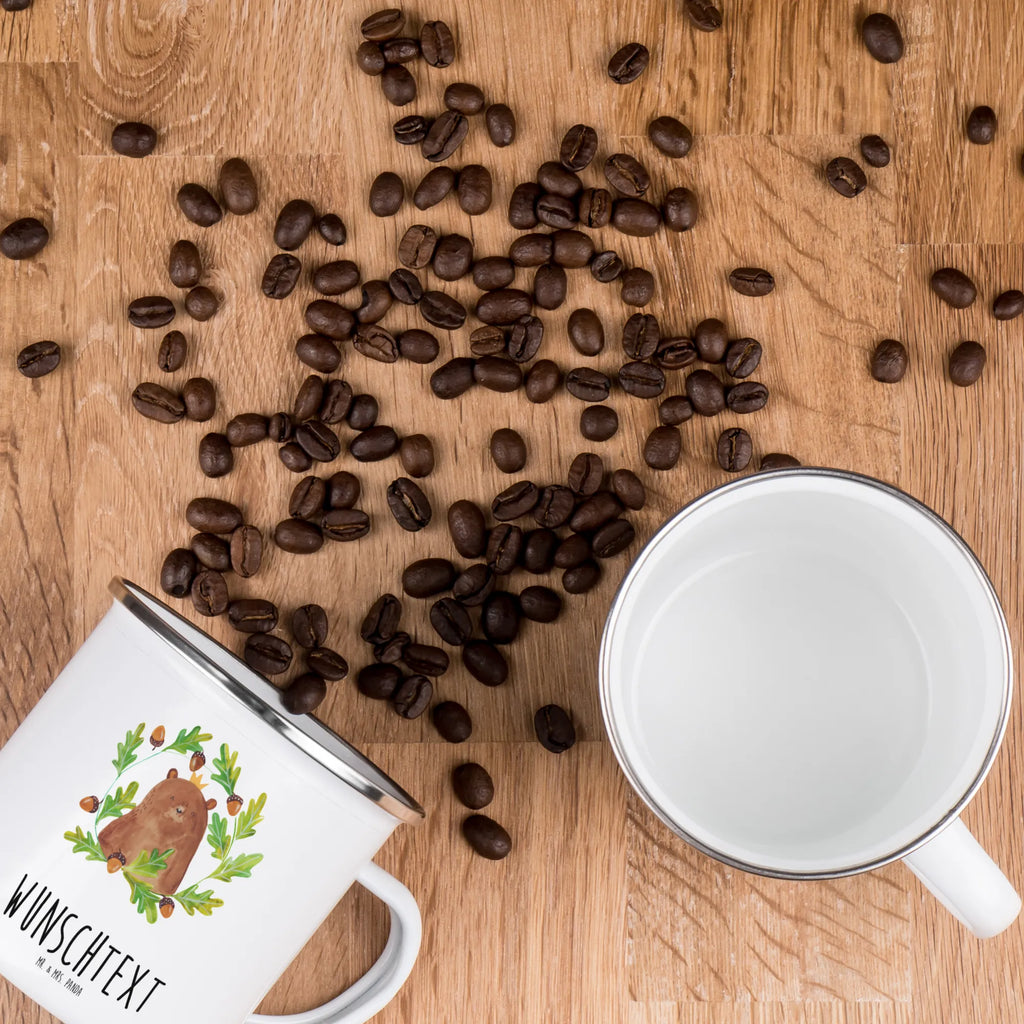 Personalisierte Emaille Tasse Bär König Emaille Tasse personalisiert, Emaille Tasse mit Namen, Campingtasse personalisiert, Namenstasse, Campingtasse bedrucken, Campinggeschirr personalsisert, tasse mit namen, personalisierte tassen, personalisierte tasse, tasse selbst gestalten, tasse bedrucken, tassen bedrucken, Bär, Teddy, Teddybär, Papa, Papa Bär, bester Vater, bester Papa, weltbester Papa, Vatertag, Vater, Dad, Daddy, Papi