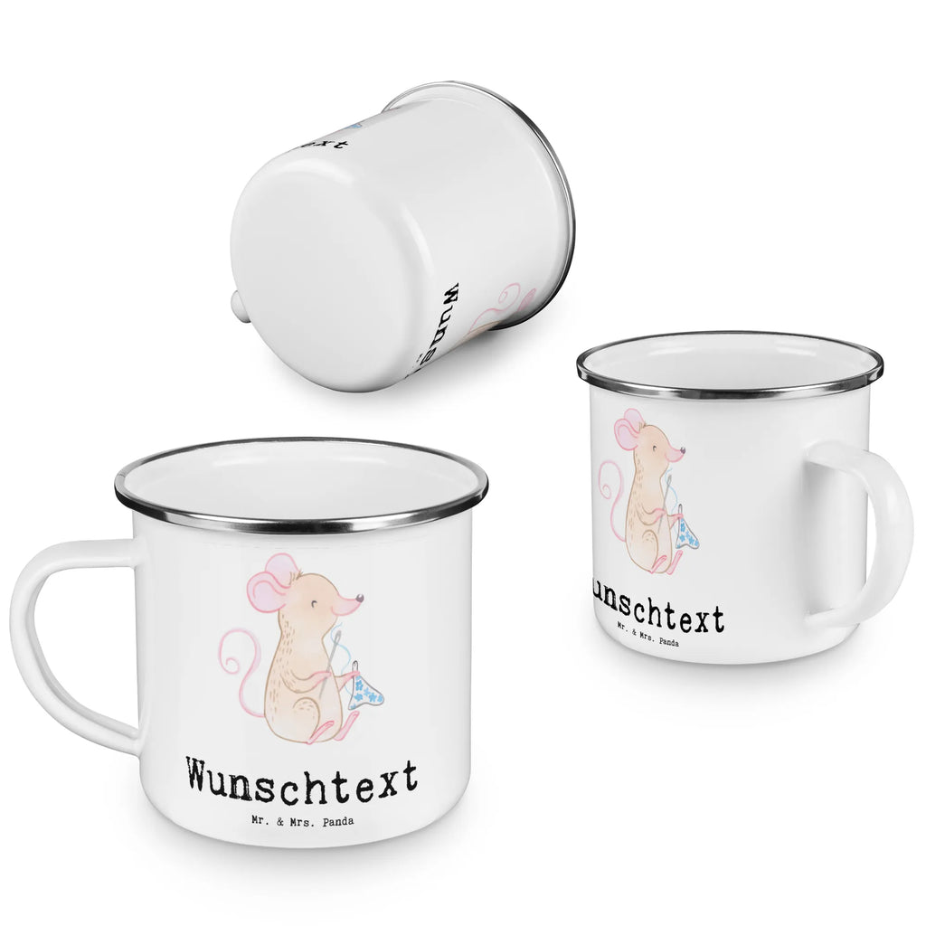 Personalisierte Emaille Tasse Maus Nähen Emaille Tasse personalisiert, Emaille Tasse mit Namen, Campingtasse personalisiert, Namenstasse, Campingtasse bedrucken, Campinggeschirr personalsisert, tasse mit namen, personalisierte tassen, personalisierte tasse, tasse selbst gestalten, tasse bedrucken, tassen bedrucken, Geschenk, Sport, Sportart, Hobby, Schenken, Danke, Dankeschön, Auszeichnung, Gewinn, Sportler, Nähen, kreatives Hobby, Nähkurs, Nähmaschine, DIY