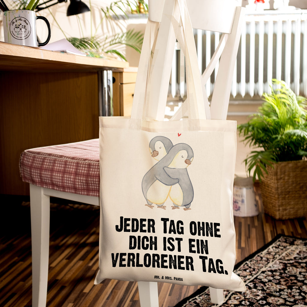 Tragetasche Pinguine Kuscheln Beuteltasche, Beutel, Einkaufstasche, Jutebeutel, Stoffbeutel, Tasche, Shopper, Umhängetasche, Strandtasche, Schultertasche, Stofftasche, Tragetasche, Badetasche, Jutetasche, Einkaufstüte, Laptoptasche, Liebe, Partner, Freund, Freundin, Ehemann, Ehefrau, Heiraten, Verlobung, Heiratsantrag, Liebesgeschenk, Jahrestag, Hocheitstag, Valentinstag, Geschenk für Frauen, Hochzeitstag, Mitbringsel, Geschenk für Freundin, Geschenk für Partner, Liebesbeweis, für Männer, für Ehemann