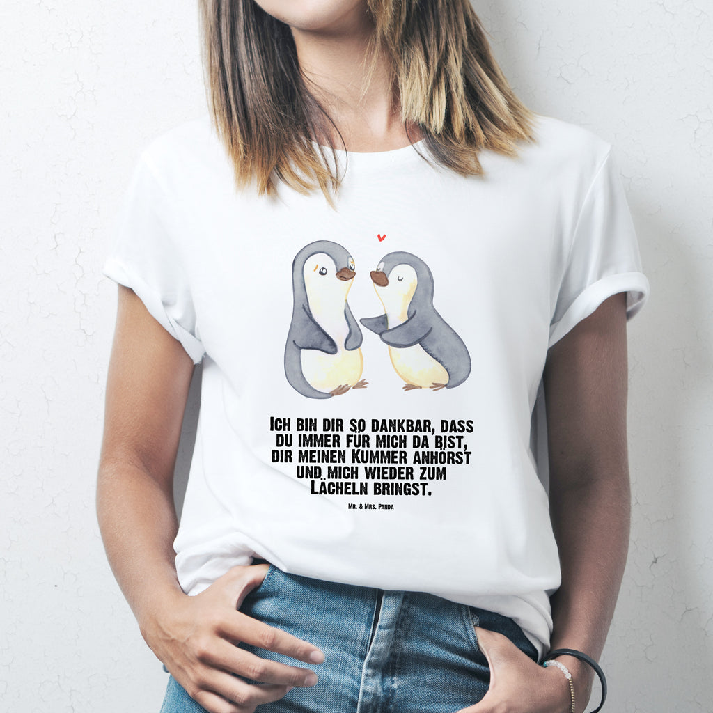 T-Shirt Standard Pinguine trösten T-Shirt, Shirt, Tshirt, Lustiges T-Shirt, T-Shirt mit Spruch, Party, Junggesellenabschied, Jubiläum, Geburstag, Herrn, Damen, Männer, Frauen, Schlafshirt, Nachthemd, Sprüche, Liebe, Partner, Freund, Freundin, Ehemann, Ehefrau, Heiraten, Verlobung, Heiratsantrag, Liebesgeschenk, Jahrestag, Hocheitstag, Valentinstag, Geschenk für Frauen, Hochzeitstag, Mitbringsel, Geschenk für Freundin, Geschenk für Partner, Liebesbeweis, für Männer, für Ehemann