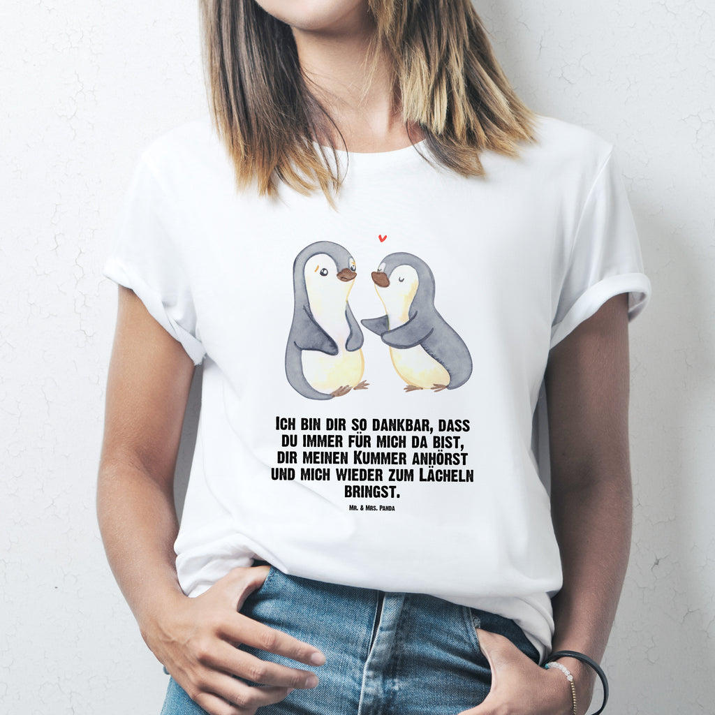 T-Shirt Standard Pinguine trösten T-Shirt, Shirt, Tshirt, Lustiges T-Shirt, T-Shirt mit Spruch, Party, Junggesellenabschied, Jubiläum, Geburstag, Herrn, Damen, Männer, Frauen, Schlafshirt, Nachthemd, Sprüche, Liebe, Partner, Freund, Freundin, Ehemann, Ehefrau, Heiraten, Verlobung, Heiratsantrag, Liebesgeschenk, Jahrestag, Hocheitstag, Valentinstag, Geschenk für Frauen, Hochzeitstag, Mitbringsel, Geschenk für Freundin, Geschenk für Partner, Liebesbeweis, für Männer, für Ehemann