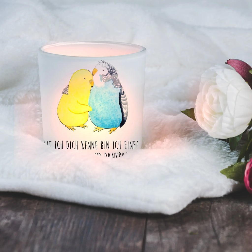 Windlicht Wellensittich Liebe Windlicht Glas, Teelichtglas, Teelichthalter, Teelichter, Kerzenglas, Windlicht Kerze, Kerzenlicht, Glas Windlicht, Windlicht Zur Hochzeit, Windlicht Deko, Windlicht Hochzeit, Teelichtgläser, Windlicht Dekorieren, Liebe, Partner, Freund, Freundin, Ehemann, Ehefrau, Heiraten, Verlobung, Heiratsantrag, Liebesgeschenk, Jahrestag, Hocheitstag, Vögel, Wellensittich, Nähe, Kuscheln, Vertrauen