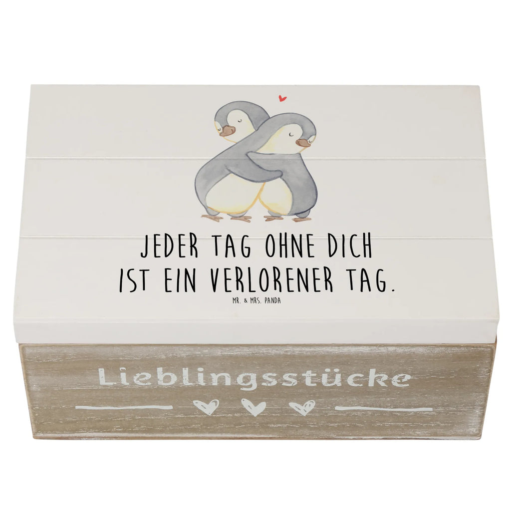 Holzkiste Pinguine Kuscheln Holzkiste, Kiste, Schatzkiste, Truhe, Schatulle, XXL, Erinnerungsbox, Erinnerungskiste, Dekokiste, Aufbewahrungsbox, Geschenkbox, Geschenkdose, Liebe, Partner, Freund, Freundin, Ehemann, Ehefrau, Heiraten, Verlobung, Heiratsantrag, Liebesgeschenk, Jahrestag, Hocheitstag, Valentinstag, Geschenk für Frauen, Hochzeitstag, Mitbringsel, Geschenk für Freundin, Geschenk für Partner, Liebesbeweis, für Männer, für Ehemann