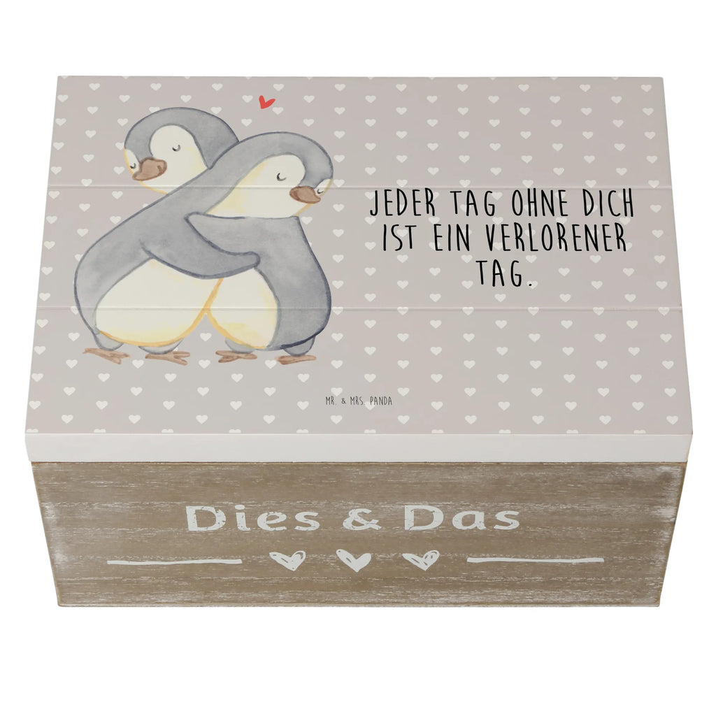 Holzkiste Pinguine Kuscheln Holzkiste, Kiste, Schatzkiste, Truhe, Schatulle, XXL, Erinnerungsbox, Erinnerungskiste, Dekokiste, Aufbewahrungsbox, Geschenkbox, Geschenkdose, Liebe, Partner, Freund, Freundin, Ehemann, Ehefrau, Heiraten, Verlobung, Heiratsantrag, Liebesgeschenk, Jahrestag, Hocheitstag, Valentinstag, Geschenk für Frauen, Hochzeitstag, Mitbringsel, Geschenk für Freundin, Geschenk für Partner, Liebesbeweis, für Männer, für Ehemann