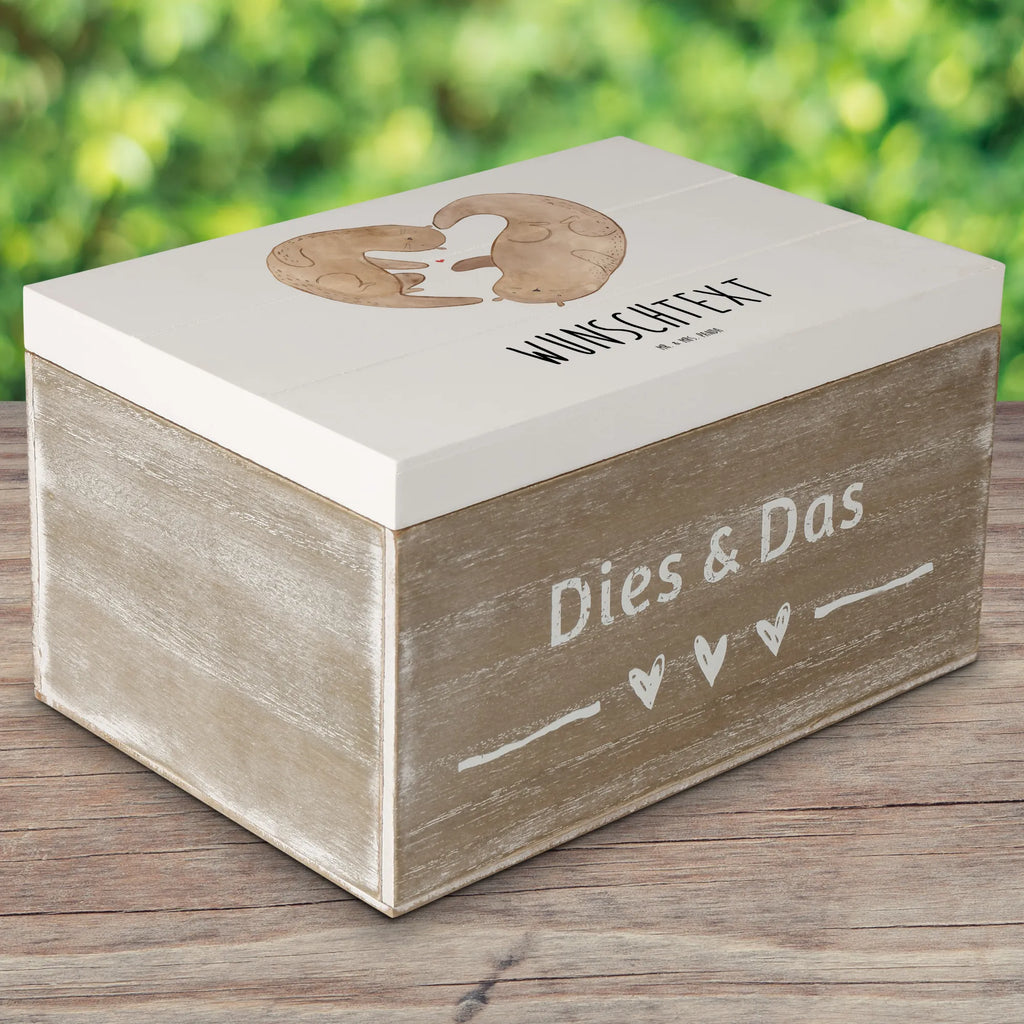 Personalisierte Holzkiste Otter Valentine Holzkiste mit Namen, Kiste mit Namen, Schatzkiste mit Namen, Truhe mit Namen, Schatulle mit Namen, Erinnerungsbox mit Namen, Erinnerungskiste, mit Namen, Dekokiste mit Namen, Aufbewahrungsbox mit Namen, Holzkiste Personalisiert, Kiste Personalisiert, Schatzkiste Personalisiert, Truhe Personalisiert, Schatulle Personalisiert, Erinnerungsbox Personalisiert, Erinnerungskiste Personalisiert, Dekokiste Personalisiert, Aufbewahrungsbox Personalisiert, Geschenkbox personalisiert, GEschenkdose personalisiert, Liebe, Partner, Freund, Freundin, Ehemann, Ehefrau, Heiraten, Verlobung, Heiratsantrag, Liebesgeschenk, Jahrestag, Hocheitstag, Valentinstag, Geschenk für Frauen, Hochzeitstag, Mitbringsel, Geschenk für Freundin, Geschenk für Partner, Liebesbeweis, für Männer, für Ehemann