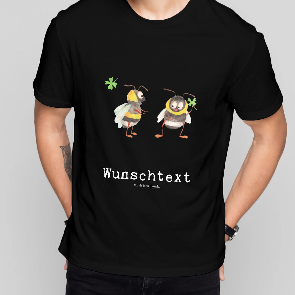 Personalisiertes T-Shirt Bienen Paar T-Shirt Personalisiert, T-Shirt mit Namen, T-Shirt mit Aufruck, Männer, Frauen, Liebe, Partner, Freund, Freundin, Ehemann, Ehefrau, Heiraten, Verlobung, Heiratsantrag, Liebesgeschenk, Jahrestag, Hocheitstag, Valentinstag, Geschenk für Frauen, Hochzeitstag, Mitbringsel, Geschenk für Freundin, Geschenk für Partner, Liebesbeweis, für Männer, für Ehemann, Schildkröten, verliebte Schildkröten