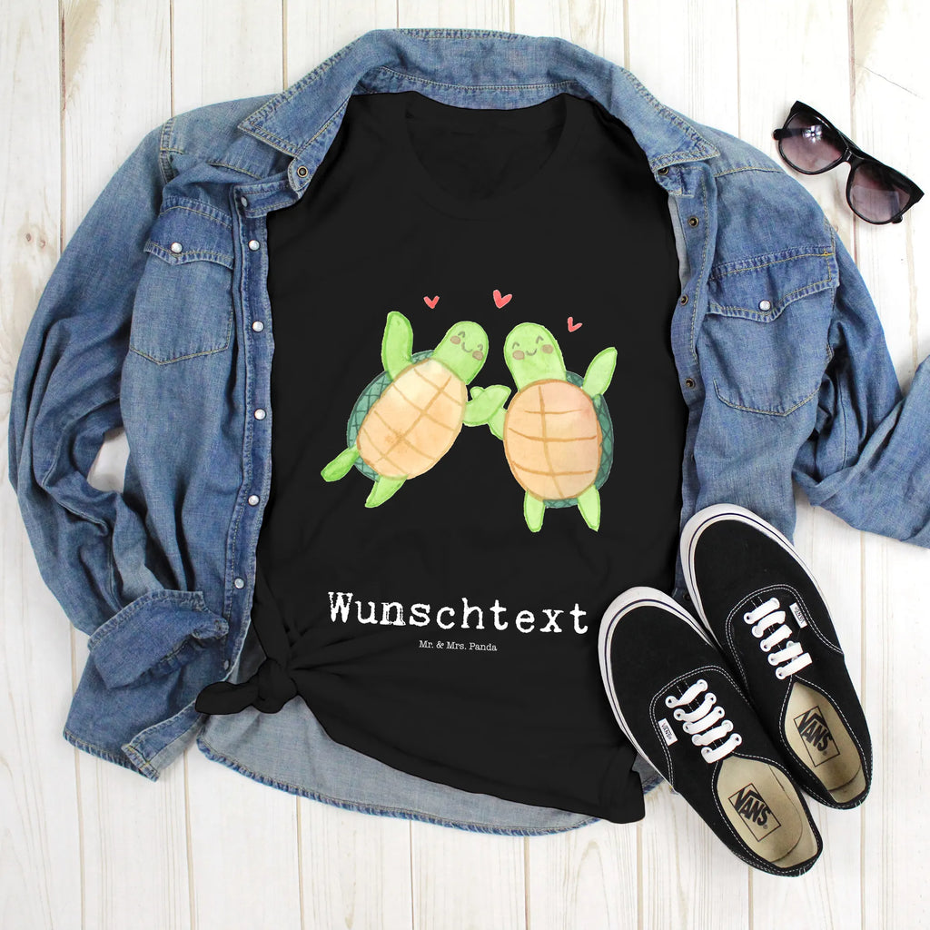 Personalisiertes T-Shirt Schildkröten Paar T-Shirt, Shirt, Tshirt, Lustiges T-Shirt, T-Shirt mit Spruch, Party, Junggesellenabschied, Jubiläum, Geburstag, Herrn, Damen, Männer, Frauen, Schlafshirt, Nachthemd, Sprüche, Liebe, Partner, Freund, Freundin, Ehemann, Ehefrau, Heiraten, Verlobung, Heiratsantrag, Liebesgeschenk, Jahrestag, Hocheitstag, Valentinstag, Geschenk für Frauen, Hochzeitstag, Mitbringsel, Geschenk für Freundin, Geschenk für Partner, Liebesbeweis, für Männer, für Ehemann