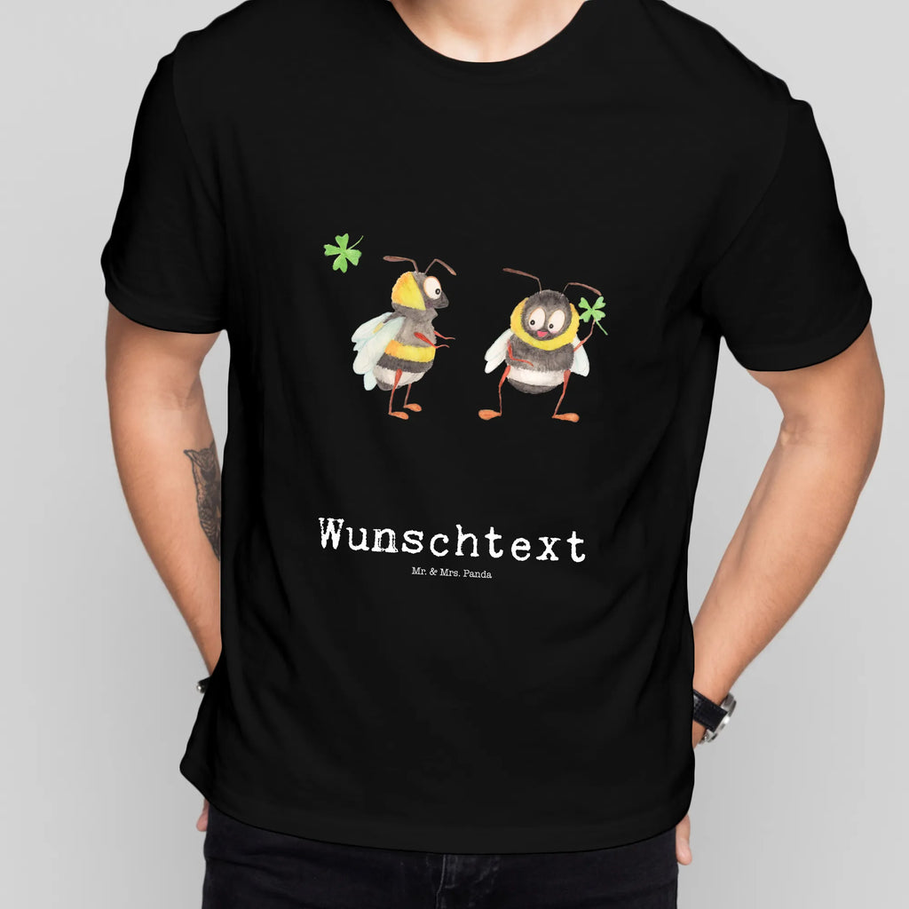 Personalisiertes T-Shirt Bienen Paar T-Shirt Personalisiert, T-Shirt mit Namen, T-Shirt mit Aufruck, Männer, Frauen, Liebe, Partner, Freund, Freundin, Ehemann, Ehefrau, Heiraten, Verlobung, Heiratsantrag, Liebesgeschenk, Jahrestag, Hocheitstag, Valentinstag, Geschenk für Frauen, Hochzeitstag, Mitbringsel, Geschenk für Freundin, Geschenk für Partner, Liebesbeweis, für Männer, für Ehemann, Schildkröten, verliebte Schildkröten