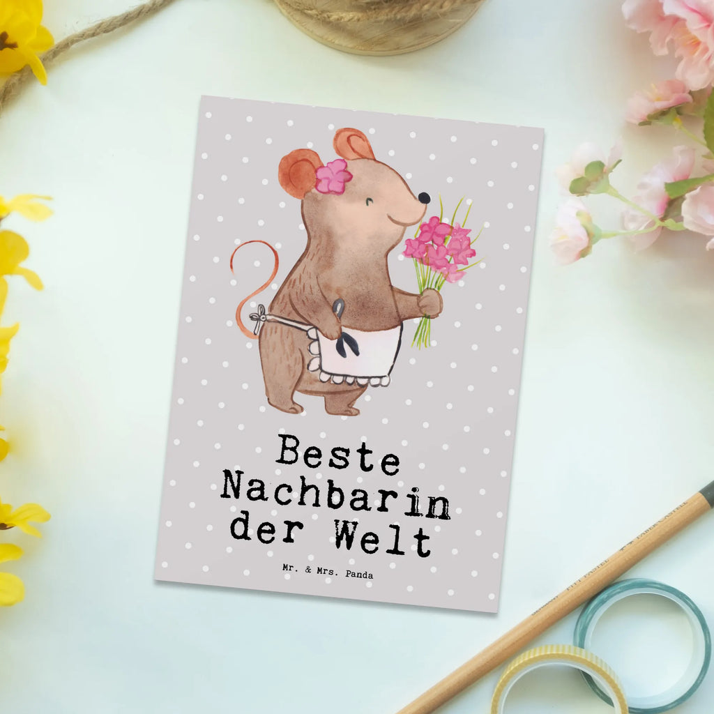 Postkarte Maus Beste Nachbarin der Welt Postkarte, Karte, Geschenkkarte, Grußkarte, Einladung, Ansichtskarte, Geburtstagskarte, Einladungskarte, Dankeskarte, Ansichtskarten, Einladung Geburtstag, Einladungskarten Geburtstag, für, Dankeschön, Geschenk, Schenken, Geburtstag, Geburtstagsgeschenk, Geschenkidee, Danke, Bedanken, Mitbringsel, Freude machen, Geschenktipp, Nachbarin, Nachbarn, Nachbarschaft, Freundin, Angrenzer, Anwohnerin, Bewohnerin, Freundschaft