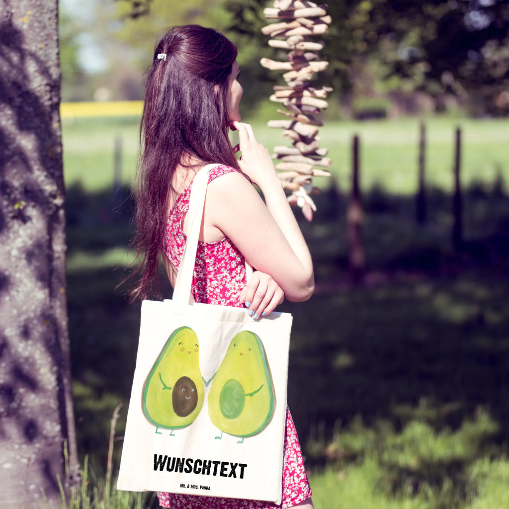 Personalisierte Tragetasche Avocado Pärchen Personalisierte Beuteltasche, Personalisierter Beutel, Personalisierte Einkaufstasche, Personalisierter Jutebeutel, Personalisierter Stoffbeutel, Tragetasche mit Namen, Einkaufstasche mit Namen, Stoffbeutel mit Namen, Personalisierte Tasche, Personalisierte Jutetasche, Personalisierte Kindergartentasche, Avocado, Veggie, Vegan, Gesund, Avocuddle, Liebe, Schwangerschaft, Familie, Babyshower, Babyparty, Hochzeit, Kinder, Avocados, Geburt