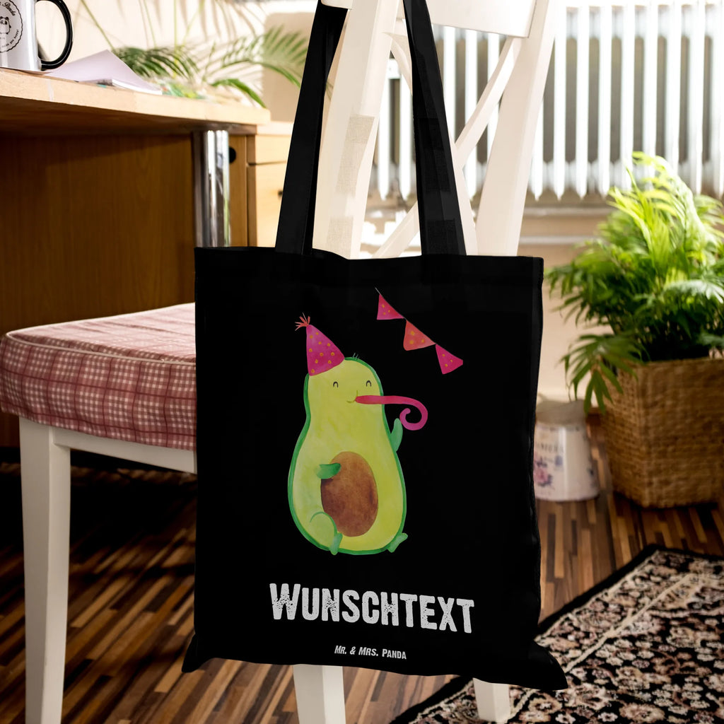 Personalisierte Tragetasche Avocado Party Personalisierte Beuteltasche, Personalisierter Beutel, Personalisierte Einkaufstasche, Personalisierter Jutebeutel, Personalisierter Stoffbeutel, Tragetasche mit Namen, Einkaufstasche mit Namen, Stoffbeutel mit Namen, Personalisierte Tasche, Personalisierte Jutetasche, Personalisierte Kindergartentasche, Avocado, Veggie, Vegan, Gesund, Avocados, Party, Geburtstag, Geburtstagsfeier, Happy Birthday, Feier, Feierei, Lieblingstag, Prüfung, Abifeier, Abi, Bestanden, Jahrestag, Jubiläum, Firmenfeier, Klassenfeier, Schulabschluss, Abschluss