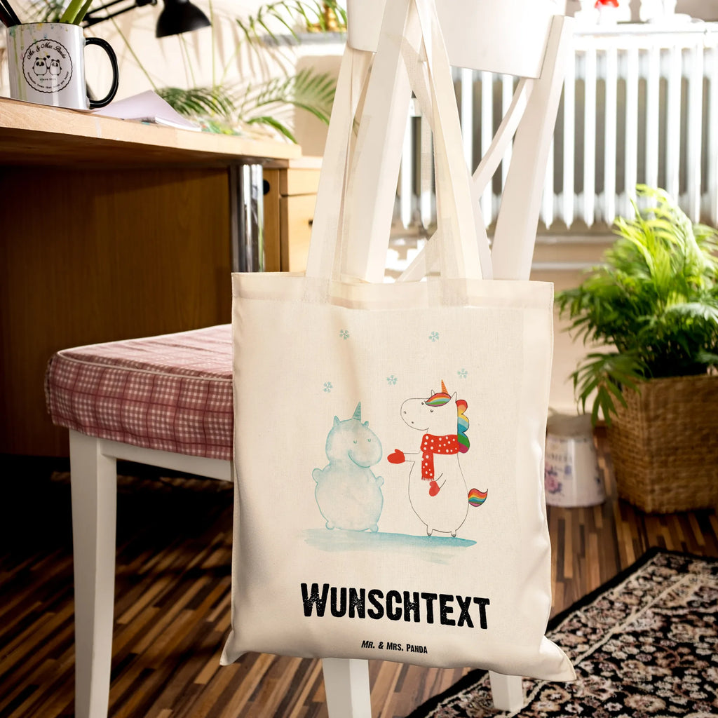 Personalisierte Tragetasche Einhorn Schneemann Personalisierte Beuteltasche, Personalisierter Beutel, Personalisierte Einkaufstasche, Personalisierter Jutebeutel, Personalisierter Stoffbeutel, Tragetasche mit Namen, Einkaufstasche mit Namen, Stoffbeutel mit Namen, Personalisierte Tasche, Personalisierte Jutetasche, Personalisierte Kindergartentasche, Einhorn, Einhörner, Einhorn Deko, Pegasus, Unicorn, Schneemann, Winter, Schnee, Kuchen, Weihnachten, kalt, Mütze, Handschuhe, X-Mas