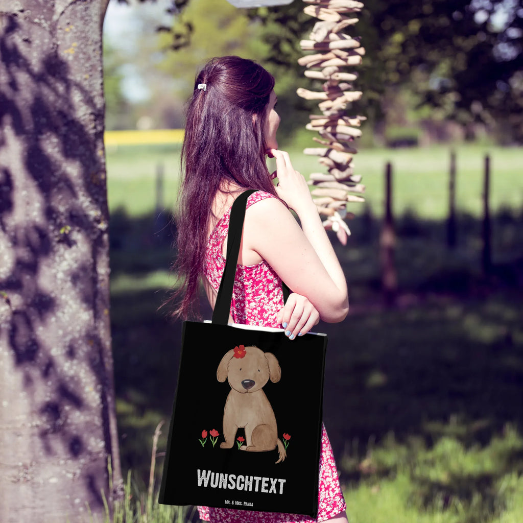 Personalisierte Tragetasche Hund Hundedame Personalisierte Beuteltasche, Personalisierter Beutel, Personalisierte Einkaufstasche, Personalisierter Jutebeutel, Personalisierter Stoffbeutel, Tragetasche mit Namen, Einkaufstasche mit Namen, Stoffbeutel mit Namen, Personalisierte Tasche, Personalisierte Jutetasche, Personalisierte Kindergartentasche, Hund, Hundemotiv, Haustier, Hunderasse, Tierliebhaber, Hundebesitzer, Sprüche, Hunde, Hundeliebe, Hundeglück, Liebe, Frauchen