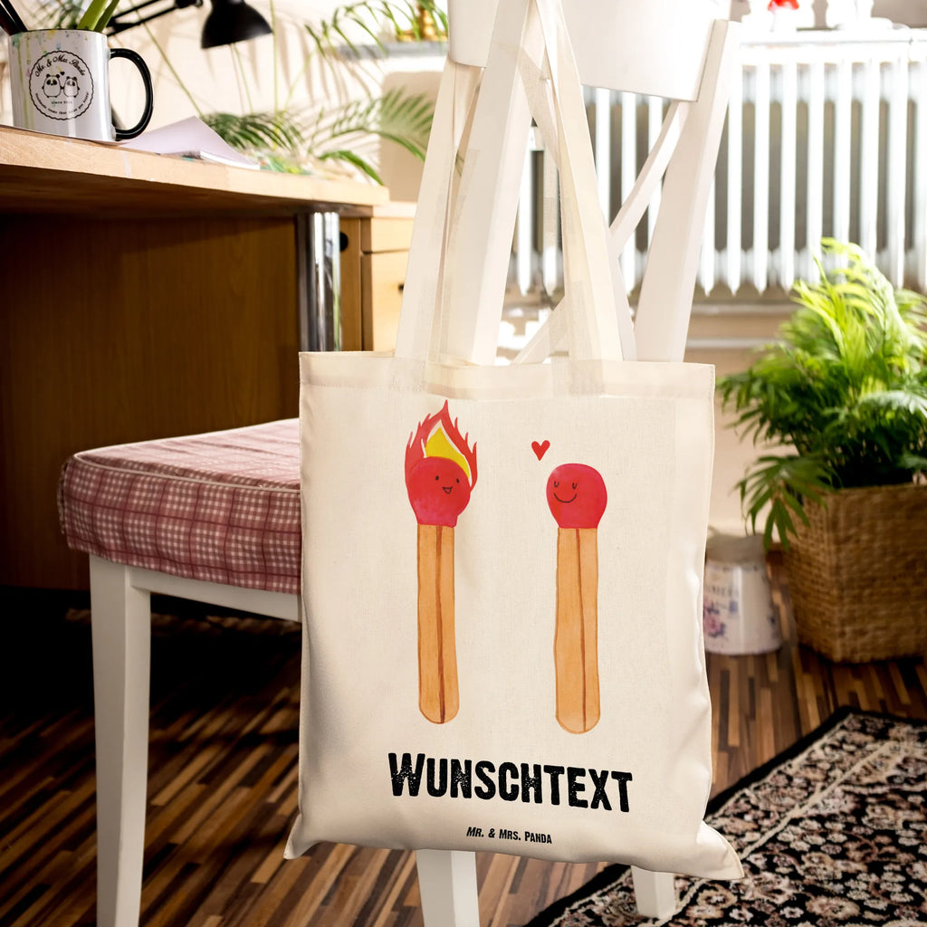 Personalisierte Tragetasche Streichhölzer Personalisierte Beuteltasche, Personalisierter Beutel, Personalisierte Einkaufstasche, Personalisierter Jutebeutel, Personalisierter Stoffbeutel, Tragetasche mit Namen, Einkaufstasche mit Namen, Stoffbeutel mit Namen, Personalisierte Tasche, Personalisierte Jutetasche, Personalisierte Kindergartentasche, Liebe, Partner, Freund, Freundin, Ehemann, Ehefrau, Heiraten, Verlobung, Heiratsantrag, Liebesgeschenk, Jahrestag, Hocheitstag, Streichhölzer