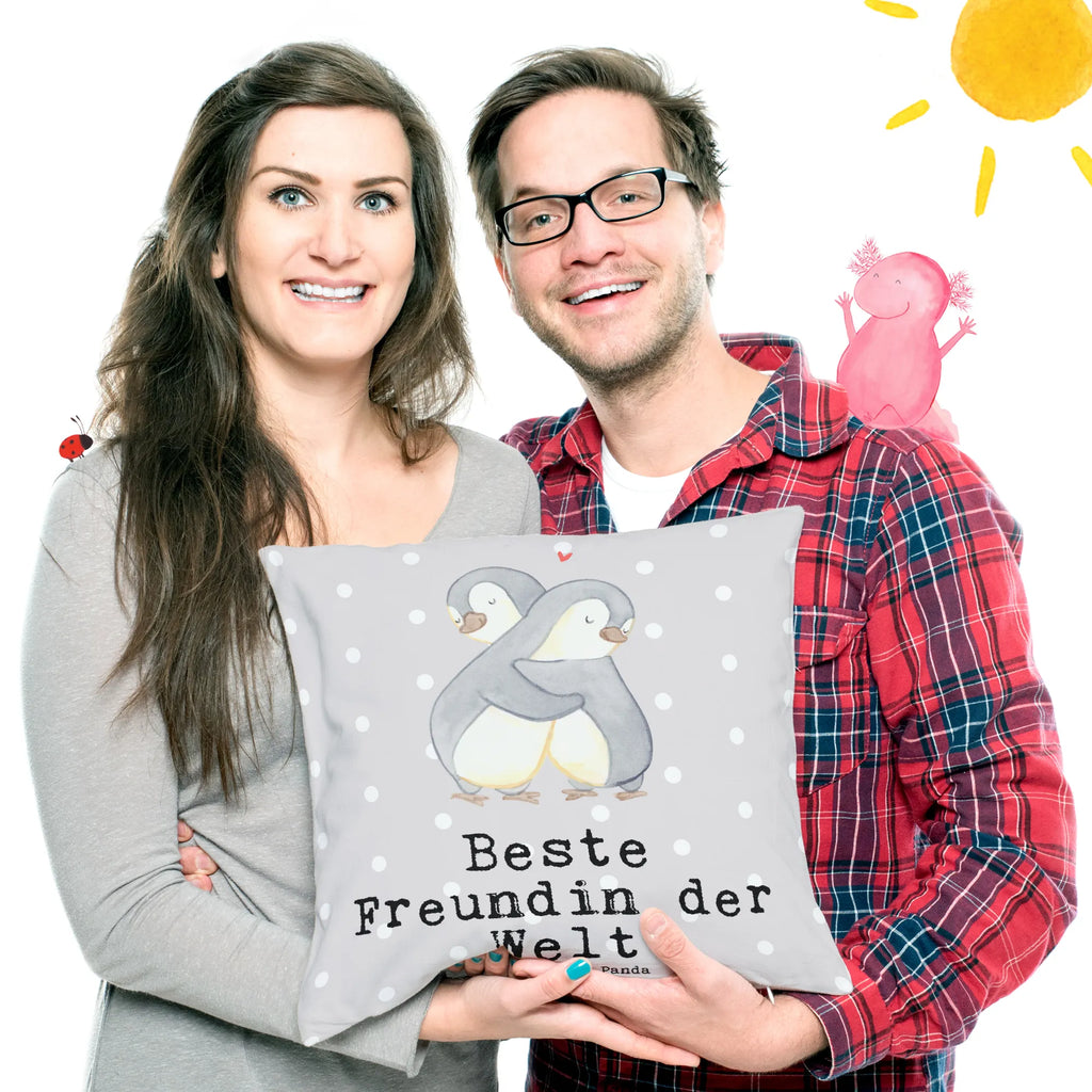 40x40 Kissen Pinguin Beste Freundin der Welt Kissenhülle, Kopfkissen, Sofakissen, Dekokissen, Motivkissen, sofakissen, sitzkissen, Kissen, Kissenbezüge, Kissenbezug 40x40, Kissen 40x40, Kissenhülle 40x40, Zierkissen, Couchkissen, Dekokissen Sofa, Sofakissen 40x40, Dekokissen 40x40, Kopfkissen 40x40, Kissen 40x40 Waschbar, für, Dankeschön, Geschenk, Schenken, Geburtstag, Geburtstagsgeschenk, Geschenkidee, Danke, Bedanken, Mitbringsel, Freude machen, Geschenktipp, Freundin, beste Freundin, Ehefrau, Frau, bae, bff, Freundinnen, Jahrestag, Freundschaft. Liebste, beste, Spruch