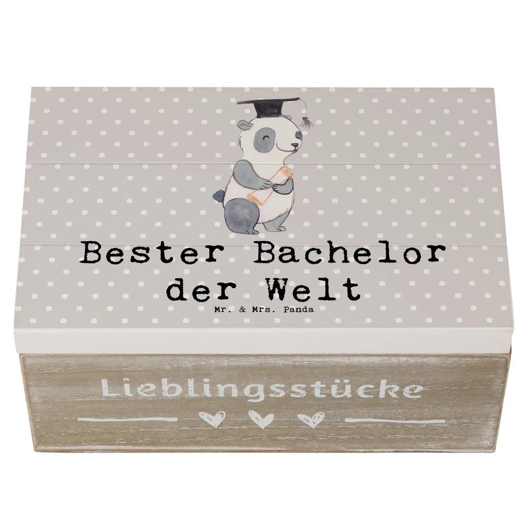 Holzkiste Panda Bester Bachelor der Welt Holzkiste, Kiste, Schatzkiste, Truhe, Schatulle, XXL, Erinnerungsbox, Erinnerungskiste, Dekokiste, Aufbewahrungsbox, Geschenkbox, Geschenkdose, für, Dankeschön, Geschenk, Schenken, Geburtstag, Geburtstagsgeschenk, Geschenkidee, Danke, Bedanken, Mitbringsel, Freude machen, Geschenktipp, Bachelor, Student, Studium, Sohn, Spaß, Musterschüler, lustig, Studienabschluss, witzig, Universität, Abschluss, Alumni, Uni, Studenten, Hochschule