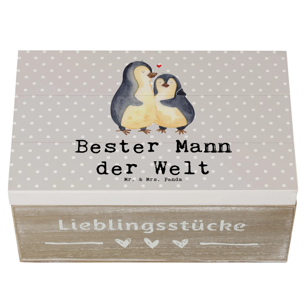 Holzkiste Pinguin Bester Mann der Welt Holzkiste, Kiste, Schatzkiste, Truhe, Schatulle, XXL, Erinnerungsbox, Erinnerungskiste, Dekokiste, Aufbewahrungsbox, Geschenkbox, Geschenkdose, für, Dankeschön, Geschenk, Schenken, Geburtstag, Geburtstagsgeschenk, Geschenkidee, Danke, Bedanken, Mitbringsel, Freude machen, Geschenktipp, Ehemann, Beste, Mann, Partner, Freund, Traummann, Liebling, Ehepartner, Ehe, Gatte, Lebensgefährte, Bräutigam, Kleinigkeit