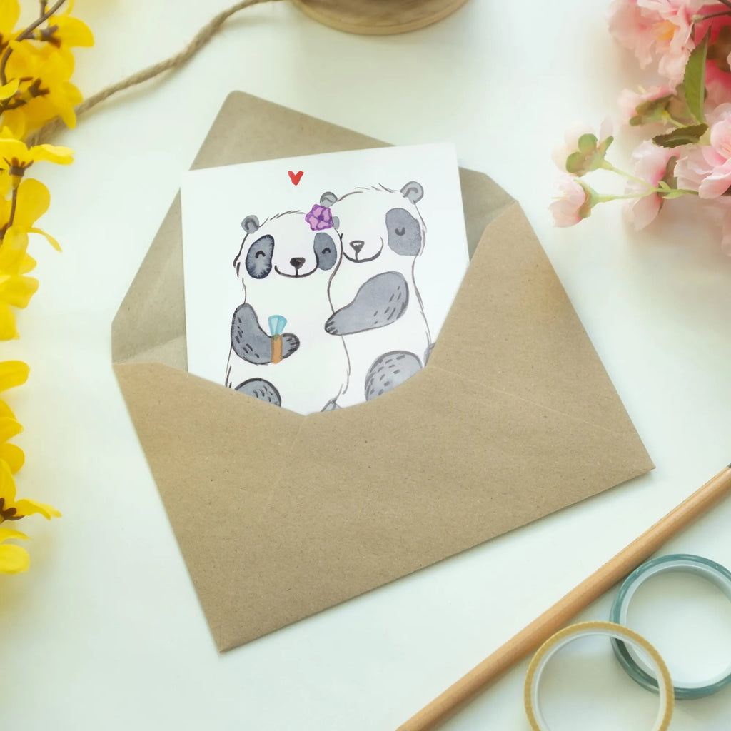 Personalisierte Grußkarte Panda Beste Verlobte der Welt Personalisierte Grußkarte, Personalisiertere Klappkarte, Personalisierte Einladungskarte, Personalisierte Glückwunschkarte, Personalisierte Hochzeitskarte, Personalisierte Geburtstagskarte, Grußkarte mit Namen, Grußkarte selber drucken, Grußkarte selbst gestalten, Grußkarte mit persönlichen Nachrichten, Grußkarte als Geldgeschenk, Grußkarten personalisiert, Personalisierte Karte, für, Dankeschön, Geschenk, Schenken, Geburtstag, Geburtstagsgeschenk, Geschenkidee, Danke, Bedanken, Mitbringsel, Freude machen, Geschenktipp, Verlobte, Verloben, Verlobung, Traumfrau, Frau, Freundin, Ehefrau, Zukünftige, Hochzeit, Ehe