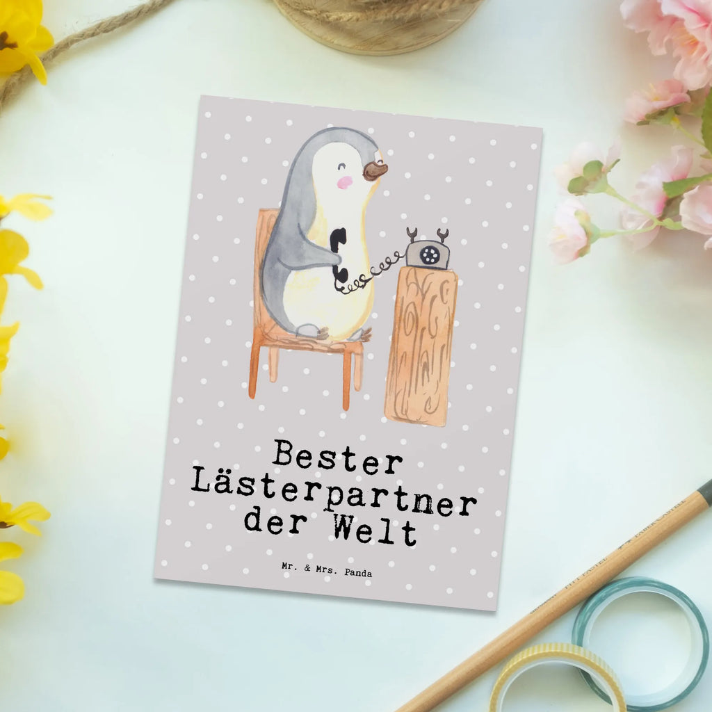 Postkarte Pinguin Bester Lästerpartner der Welt Postkarte, Karte, Geschenkkarte, Grußkarte, Einladung, Ansichtskarte, Geburtstagskarte, Einladungskarte, Dankeskarte, Ansichtskarten, Einladung Geburtstag, Einladungskarten Geburtstag, für, Dankeschön, Geschenk, Schenken, Geburtstag, Geburtstagsgeschenk, Geschenkidee, Danke, Bedanken, Mitbringsel, Freude machen, Geschenktipp, Lästerpartner, Lesterpartner, lestern, Lästerschwester, Lästern, beste Freundin, Freundin, Spaß, bff