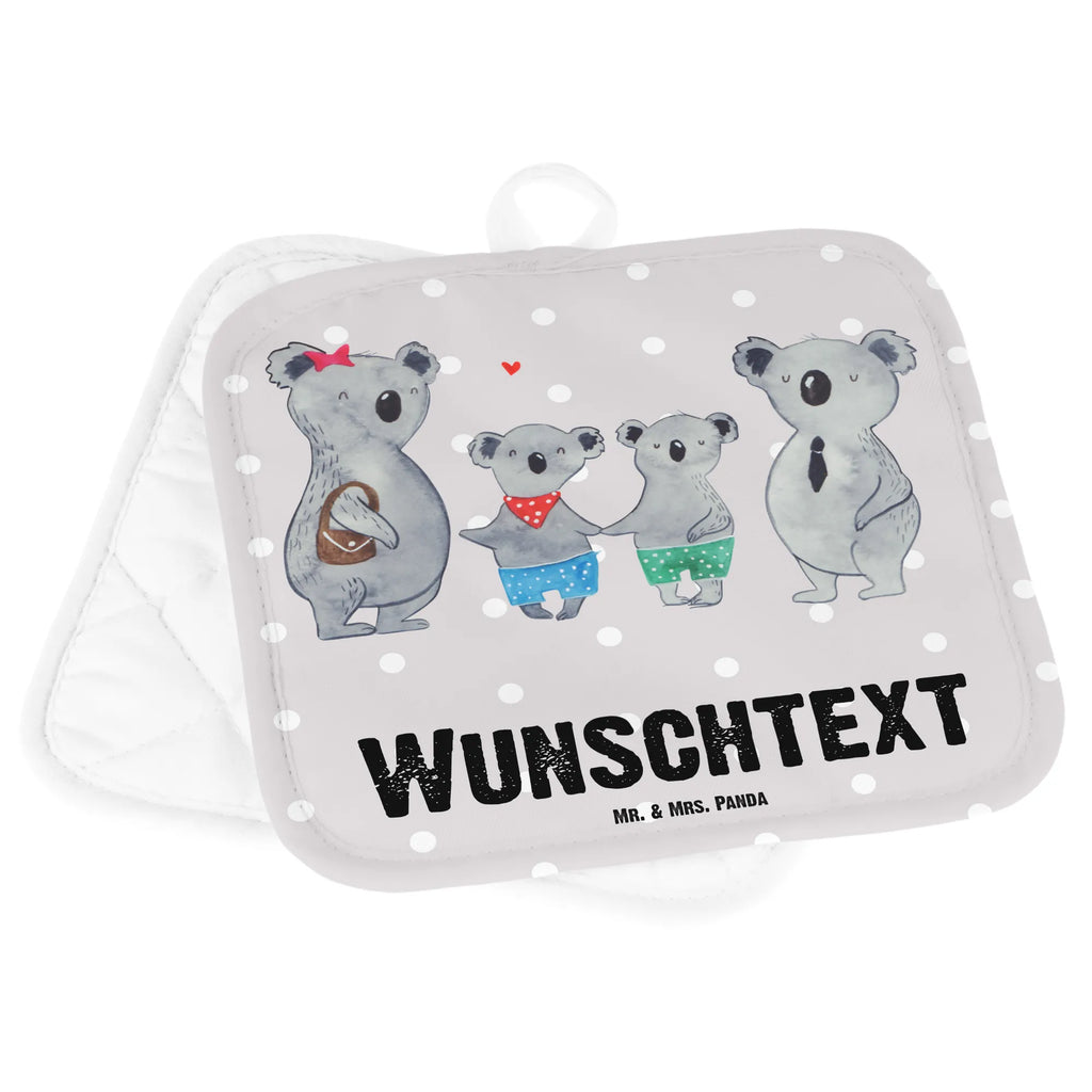 Personalisierte Topflappen Koala Familie zwei Topflappen personalisiert, Personalisierte Topfuntersetzer, Personalisierter Ofenhandschuh, Topflappen Set personalisiert, Topflappen mit Namen, Namensaufdruck, Familie, Vatertag, Muttertag, Bruder, Schwester, Mama, Papa, Oma, Opa, Koala, Koalabär, beste Familie, Familienzeit, Familienleben, Koalafamilie, Lieblingsfamilie