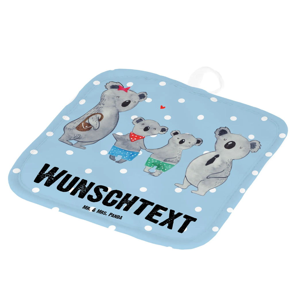 Personalisierte Topflappen Koala Familie zwei Topflappen personalisiert, Personalisierte Topfuntersetzer, Personalisierter Ofenhandschuh, Topflappen Set personalisiert, Topflappen mit Namen, Namensaufdruck, Familie, Vatertag, Muttertag, Bruder, Schwester, Mama, Papa, Oma, Opa, Koala, Koalabär, beste Familie, Familienzeit, Familienleben, Koalafamilie, Lieblingsfamilie