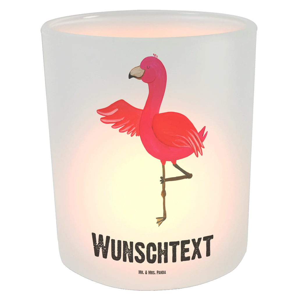 Personalisiertes Windlicht Flamingo Yoga Personalisiertes Windlicht, Personalisiertes Windlicht Glas, Personalisiertes Teelichtglas, Personalisierter Teelichthalter, Personalisiertes Kerzenglas, Personalisierte Kerze, Personalisiertes Teelicht, Windlicht mit Namen, Windlicht Glas mit Namen, Teelichtglas mit Namen, Teelichthalter mit Namen, Teelichter mit Namen, Kerzenglas mit Namen, Kerze mit Namen, Teelicht mit Namen, Namenspersonalisierung, Name, selbst gestalten, Wunschtext, Bedrucken, Flamingo, Vogel, Yoga, Namaste, Achtsamkeit, Yoga-Übung, Entspannung, Ärger, Aufregen, Tiefenentspannung