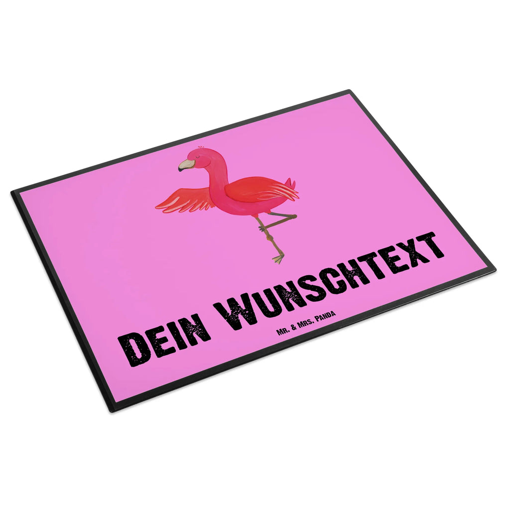 Personalisierte Schreibtischunterlage Flamingo Yoga Personalisierte Schreibunterlage, Personalisierte Schreibtischauflage, Personalisierte Schreibtisch Unterlagen, Schreibunterlage mit Namen, Schreibtischauflage mit Namen, Schreibtisch Unterlagen mit Namen, Selbst gestalten, Namensaufdruck, Namenspersonalisierung, Flamingo, Vogel, Yoga, Namaste, Achtsamkeit, Yoga-Übung, Entspannung, Ärger, Aufregen, Tiefenentspannung