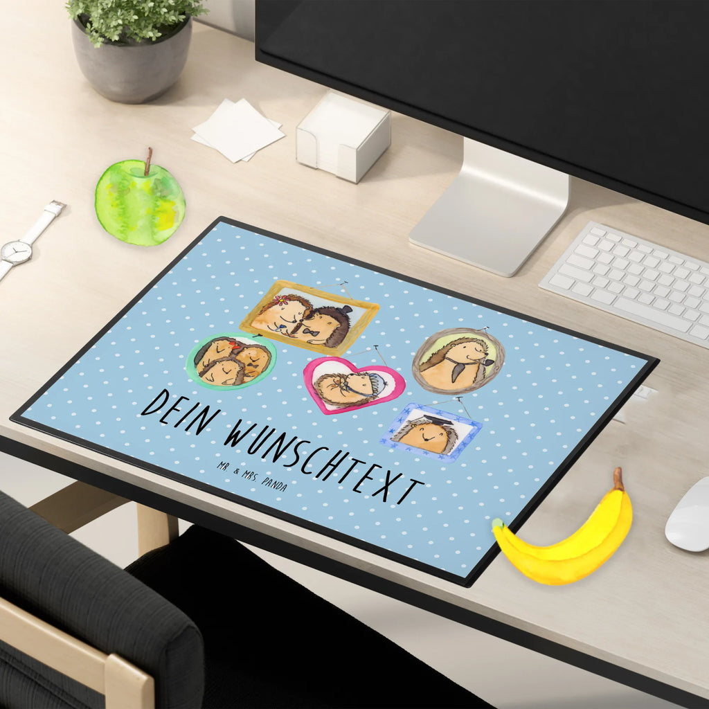 Personalisierte Schreibtischunterlage Igel Familie Personalisierte Schreibunterlage, Personalisierte Schreibtischauflage, Personalisierte Schreibtisch Unterlagen, Schreibunterlage mit Namen, Schreibtischauflage mit Namen, Schreibtisch Unterlagen mit Namen, Selbst gestalten, Namensaufdruck, Namenspersonalisierung, Familie, Vatertag, Muttertag, Bruder, Schwester, Mama, Papa, Oma, Opa, Liebe, Igel, Bilder, Zusammenhalt, Glück